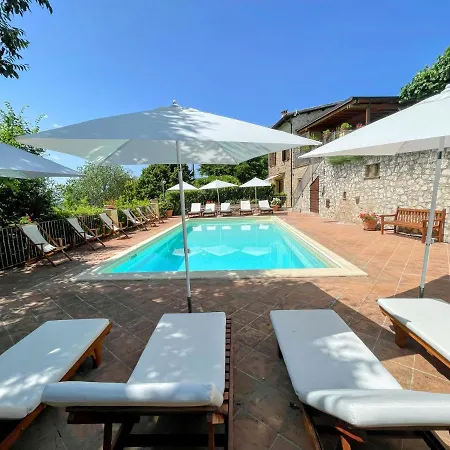 Villa Spoleto Splash/whole Private Village/sleeps 20 Acquaiura